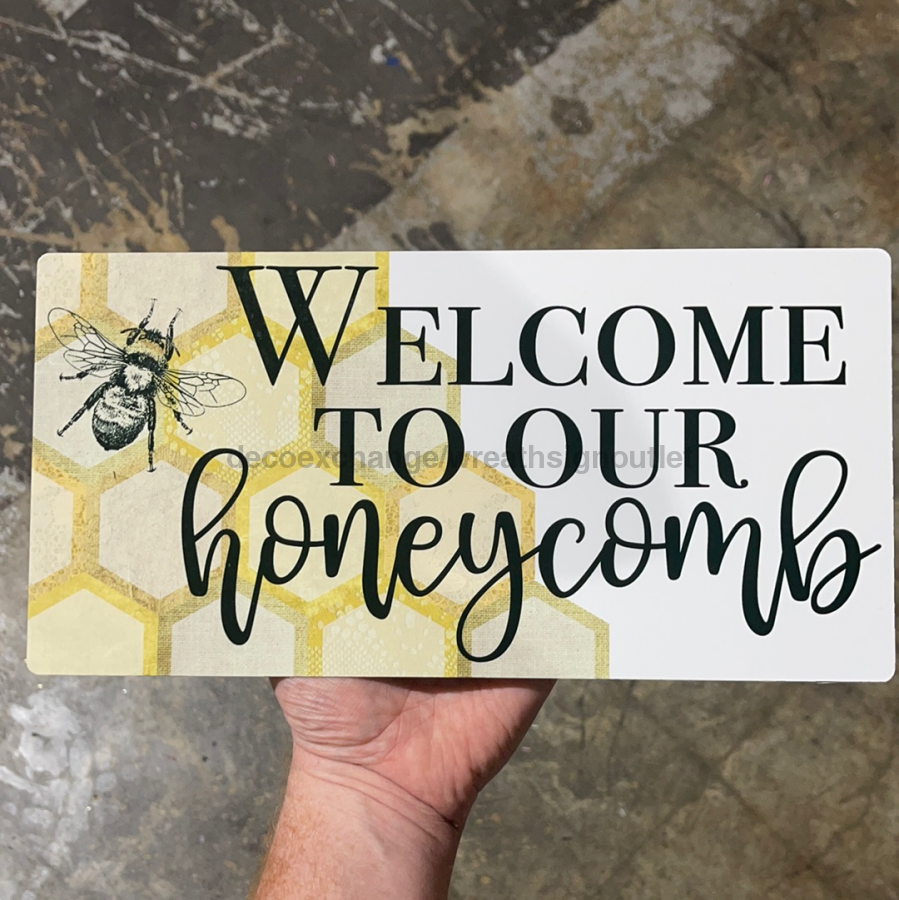 Welcome to Our Honeycomb SAC 001 Metal Wreath Sign - SAC-001