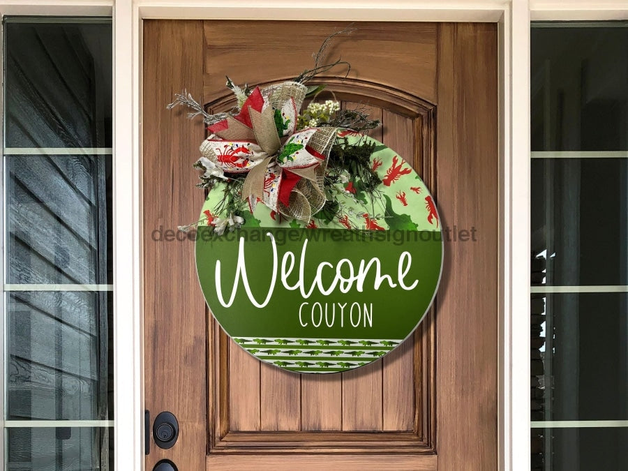 Wreath Sign, Cajun Christmas Sign, Welcome Couyon, Welcome Gift, DECOE-2639, Sign For Wreath, Round Sign,  wood wreath sign, 10 round, christmas, louisiana